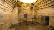 PICTURES/Ring of Brodgar, Standing Stones of Stennes & Maeshowe Cairn/t_Inside2.jpg